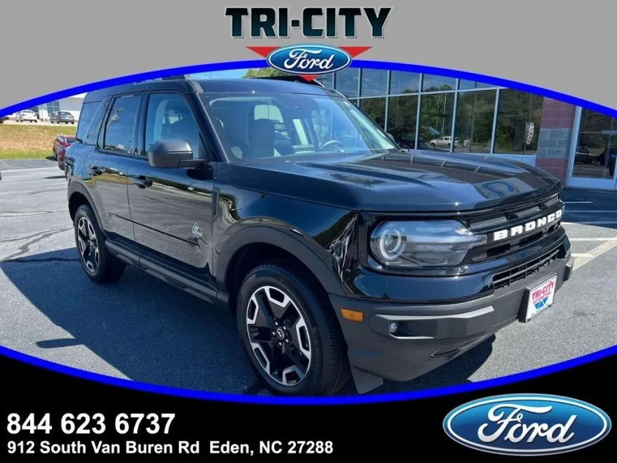 2023 Ford Bronco Sport Outer Banks photo 1