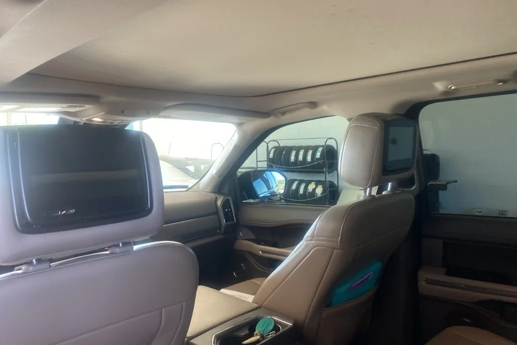2021 Ford Expedition MAX XLT photo 1
