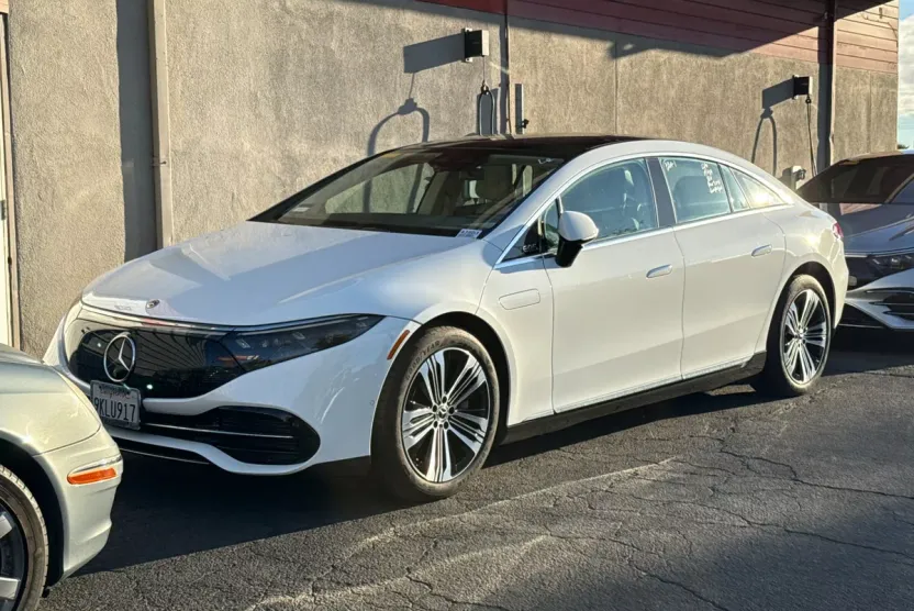 2023 Mercedes Benz EQS Sedan 450 photo 1