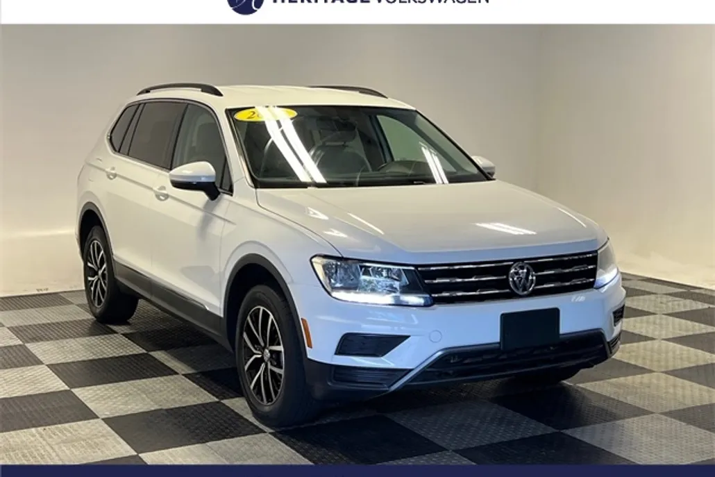 2021 Volkswagen Tiguan SE photo 1