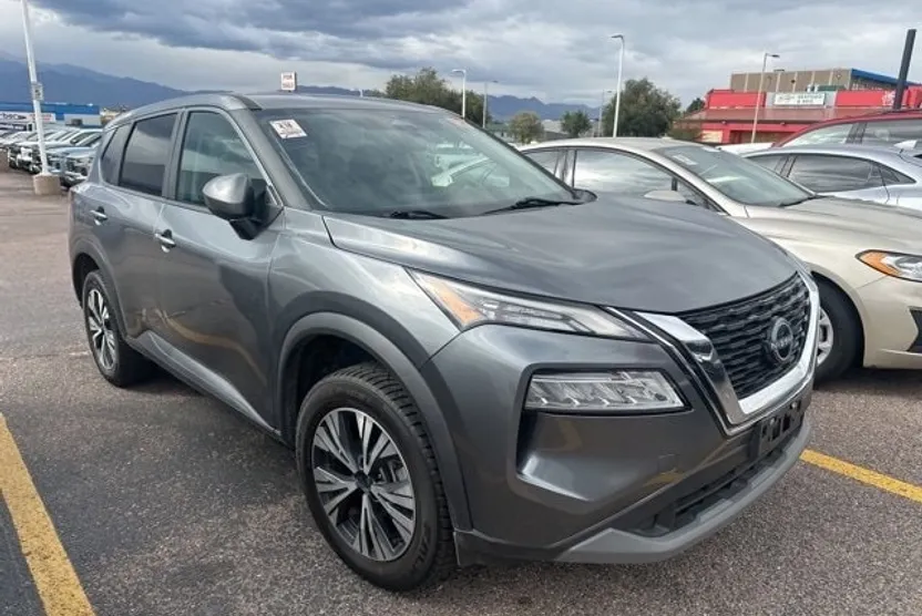 2023 Nissan Rogue SV photo 1