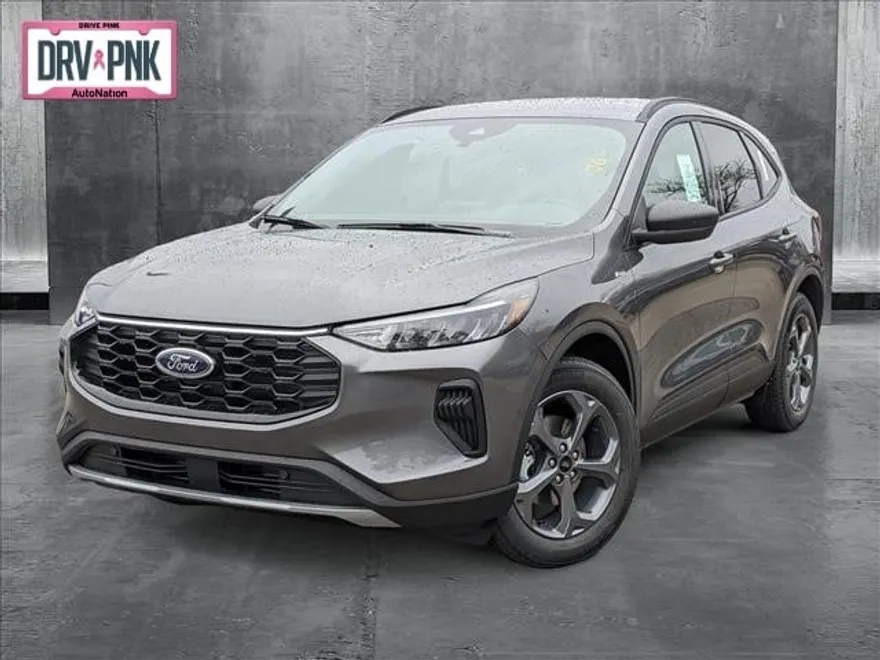 2025 Ford Escape ST-Line photo 1
