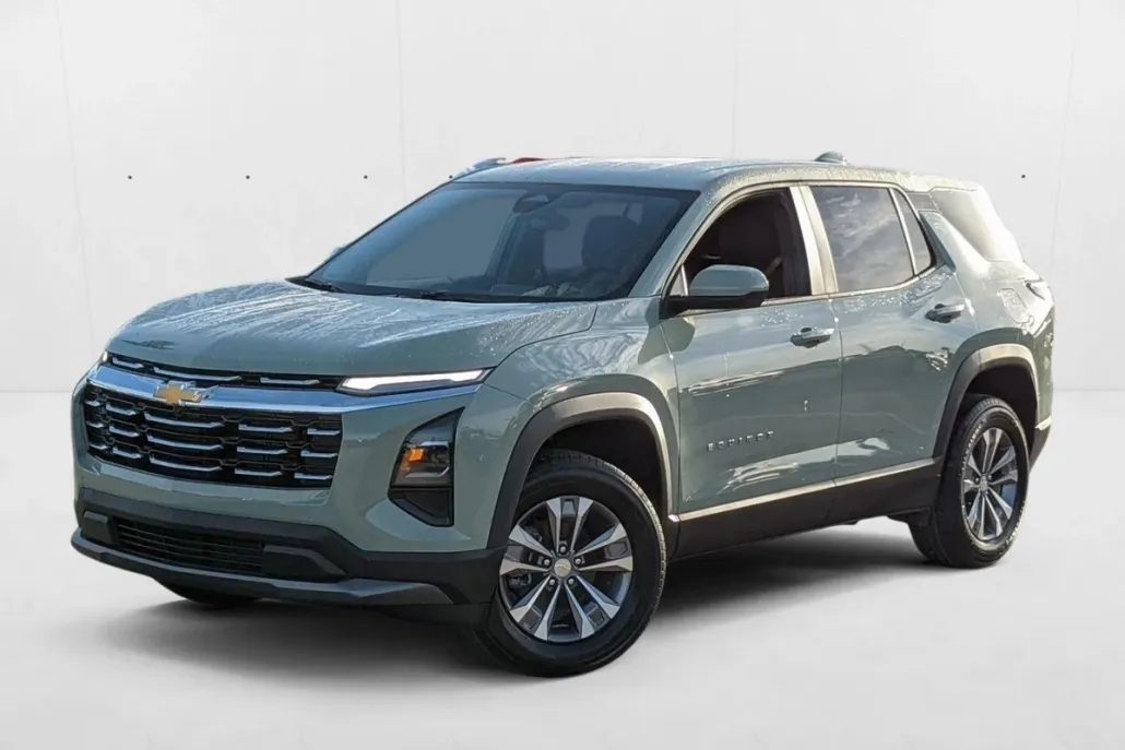 2026 Chevrolet Equinox LT photo 1