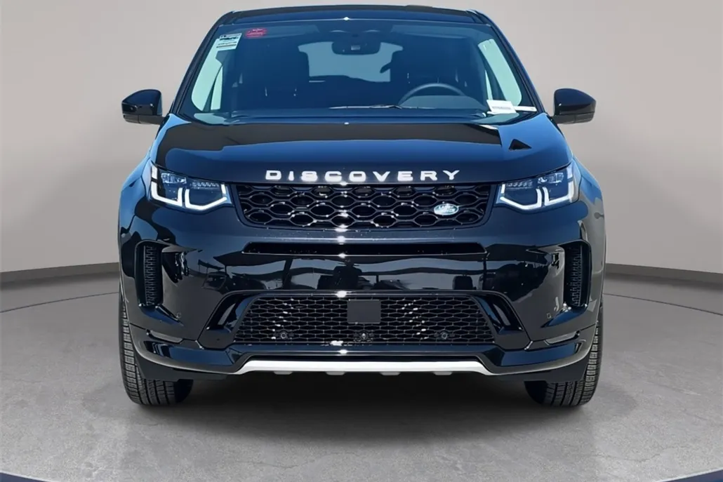 2025 Land Rover Discovery Sport S photo 1