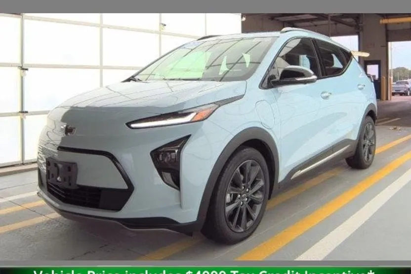 2022 Chevrolet Bolt EUV Premier photo 1