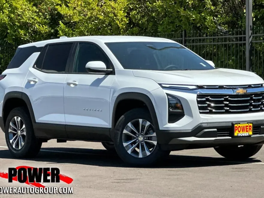 2026 Chevrolet Equinox LT photo 1