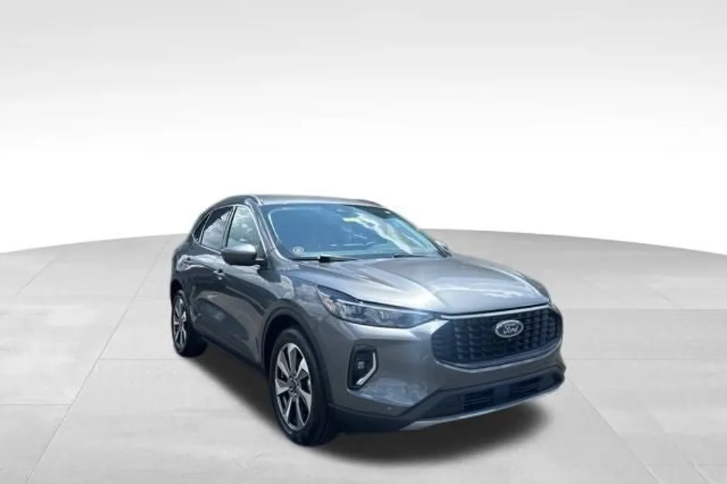 2023 Ford Escape Platinum photo 1