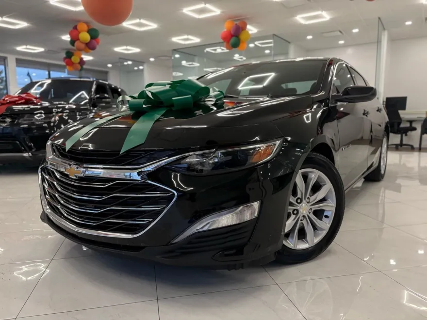 2025 Chevrolet Malibu 1LT photo 1