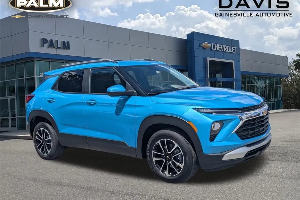 2026 Chevrolet Trailblazer LT photo 1