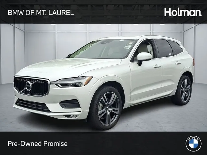 2021 Volvo XC60 T5 Momentum photo 1