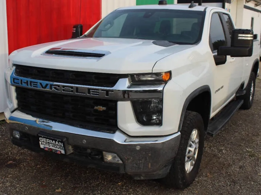 2021 Chevrolet Silverado 2500HD LT photo 1