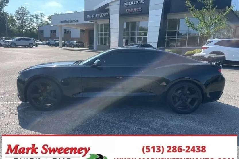2017 Chevrolet Camaro 2SS photo 1