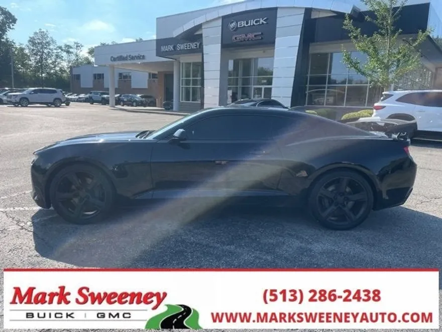 2017 Chevrolet Camaro 2SS photo 1