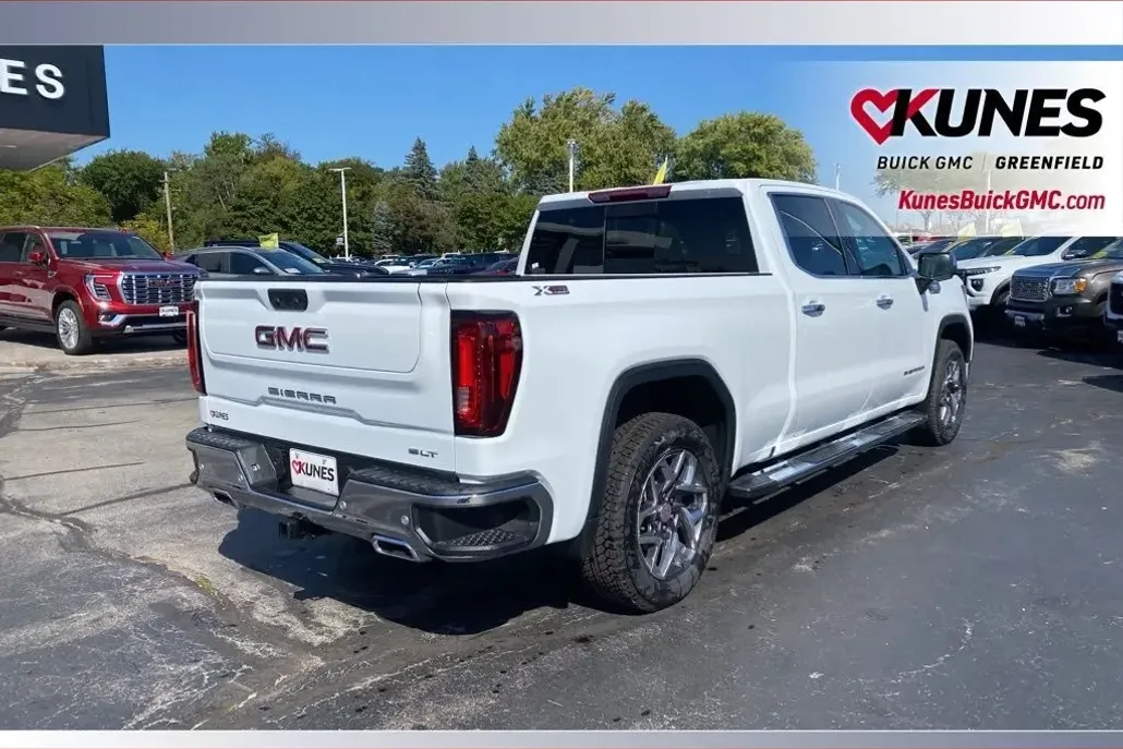2025 Gmc Sierra 1500 SLT photo 1