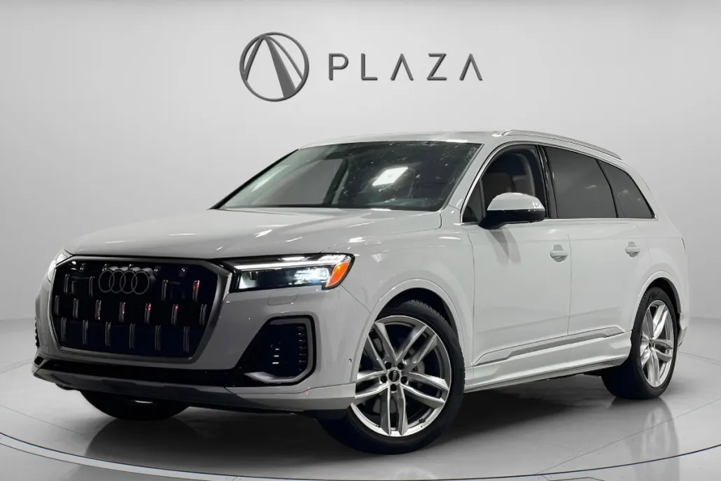 2025 Audi Q7 55 Premium Plus photo 1