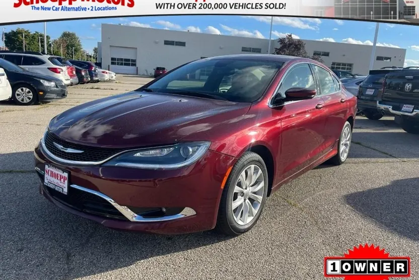 2015 Chrysler 200 C photo 1