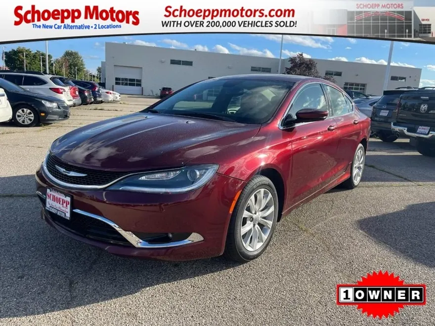 2015 Chrysler 200 C photo 1