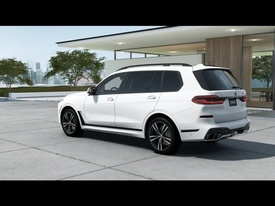 2025 Bmw X7 M60i photo 1