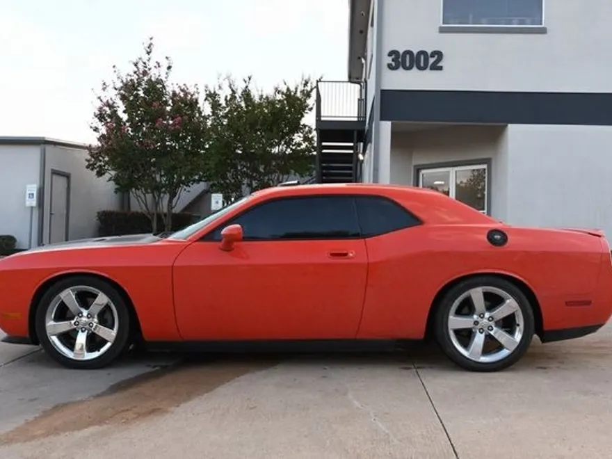 2009 Dodge Challenger R/T photo 1