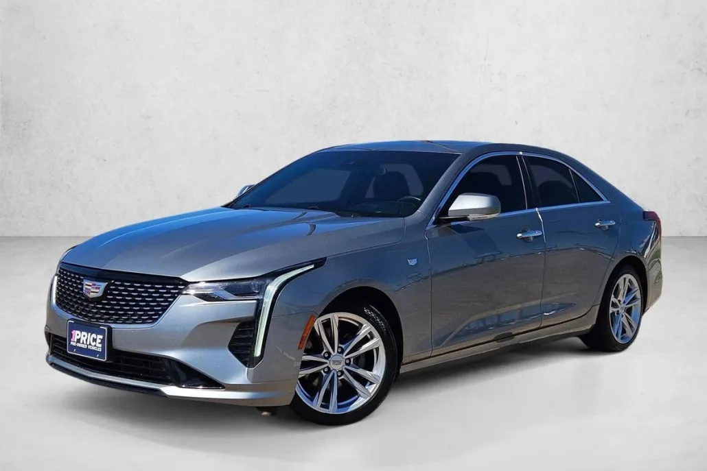 2023 Cadillac CT4 Luxury photo 1