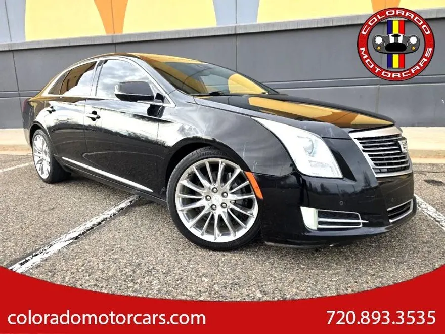 2016 Cadillac XTS Platinum V-Sport photo 1