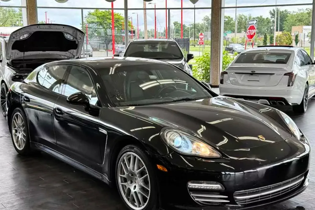 2013 Porsche Panamera Base photo 1