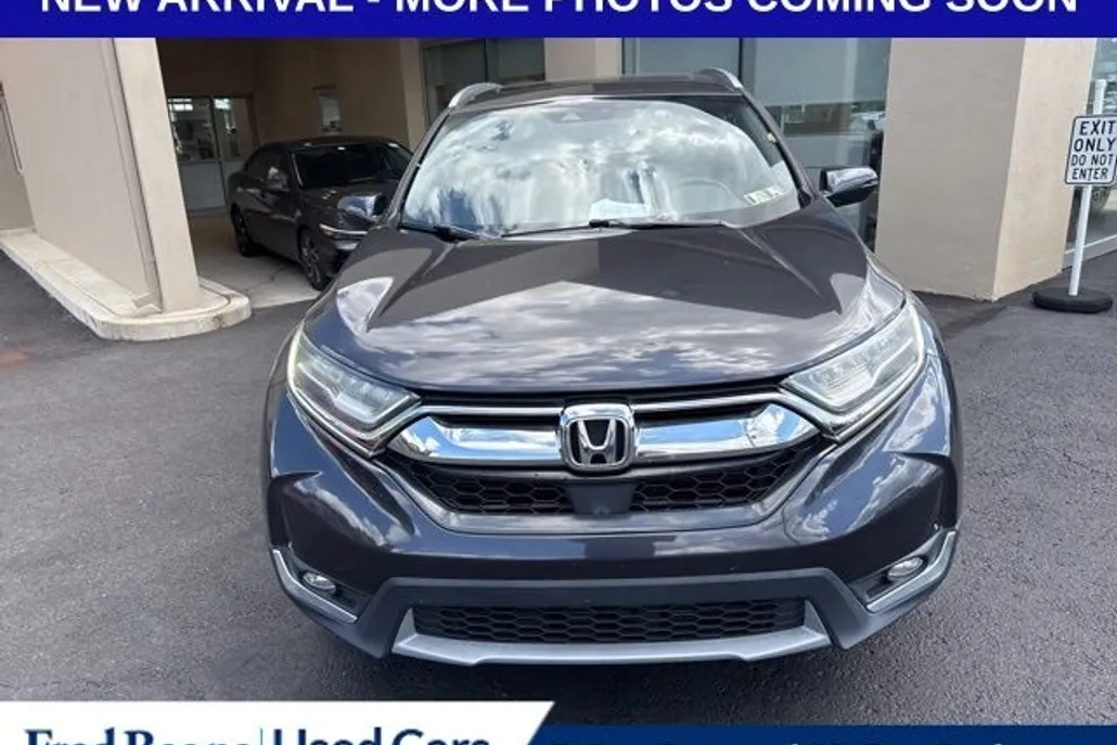 2018 Honda CR-V Touring photo 1