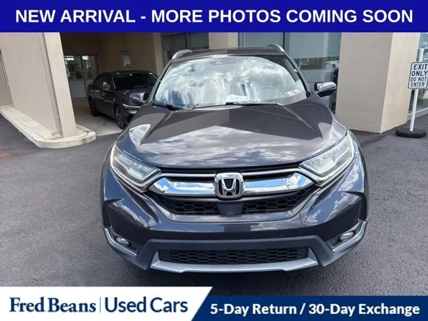 2018 Honda CR-V Touring photo 1