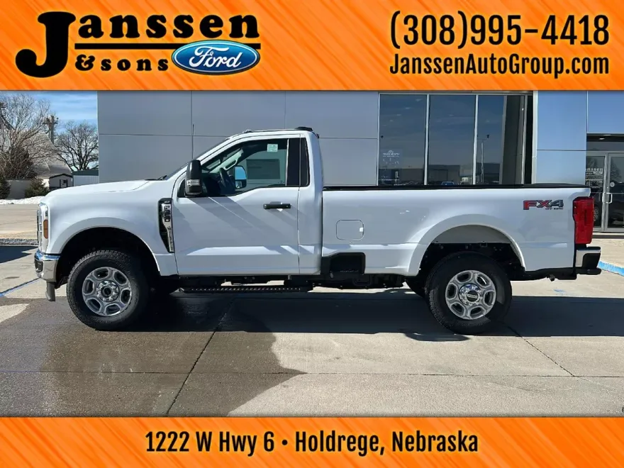 2025 Ford F-350 XLT photo 1