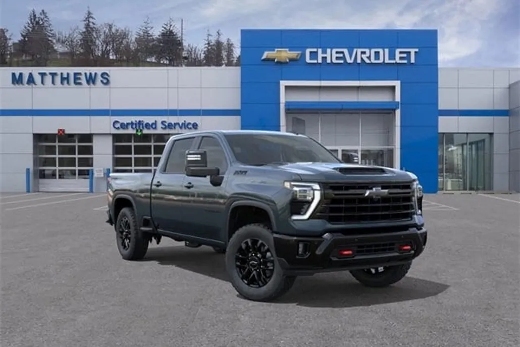 2026 Chevrolet Silverado 2500HD LT photo 1