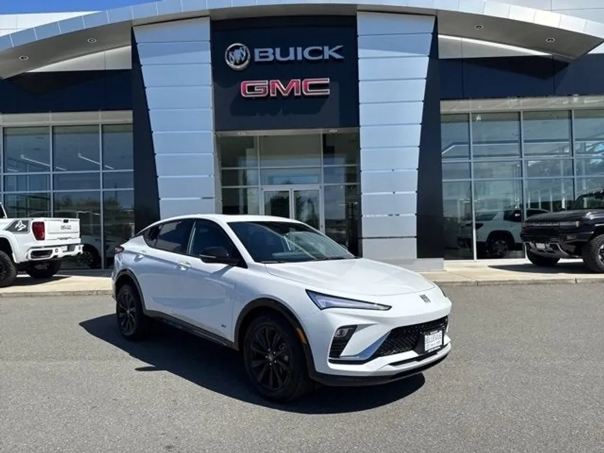 2025 Buick Envista ST photo 1