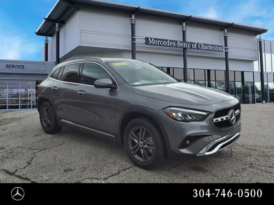 2025 Mercedes Benz GLA 250 4MATIC photo 1
