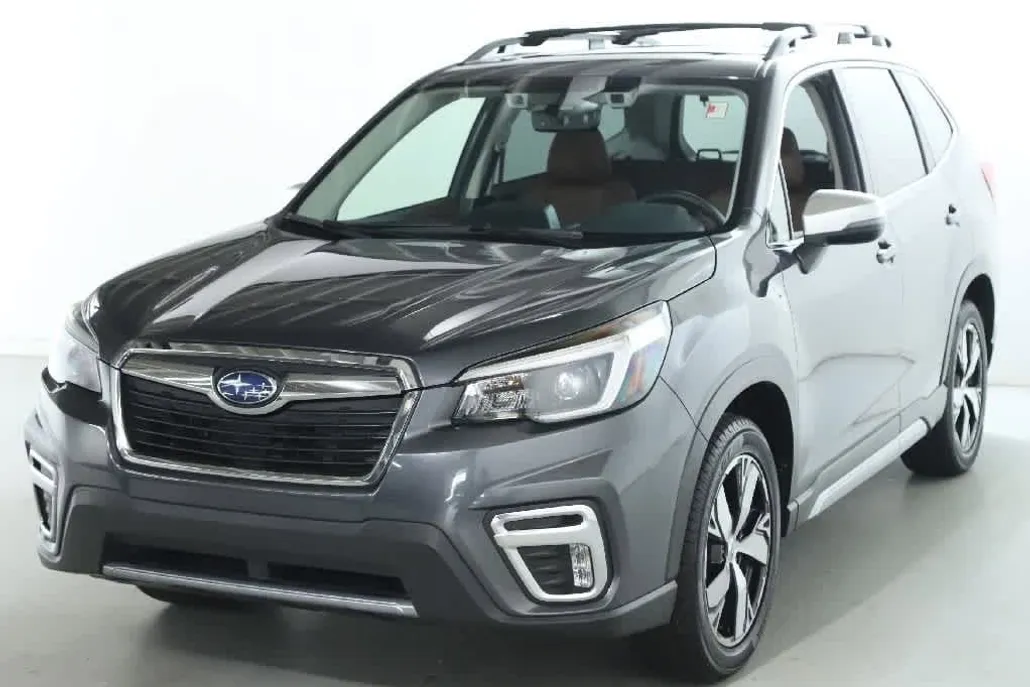 2021 Subaru Forester Touring photo 1
