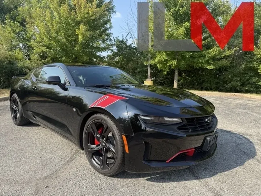 2021 Chevrolet Camaro 1LS 1LT photo 1