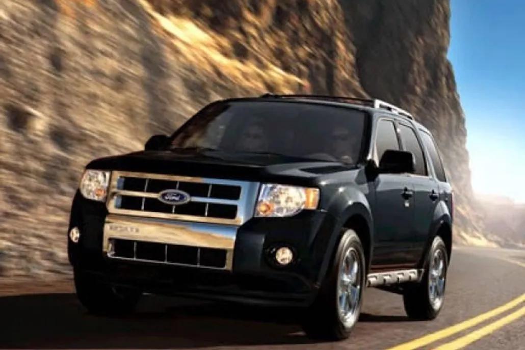 2010 Ford Escape XLT photo 1