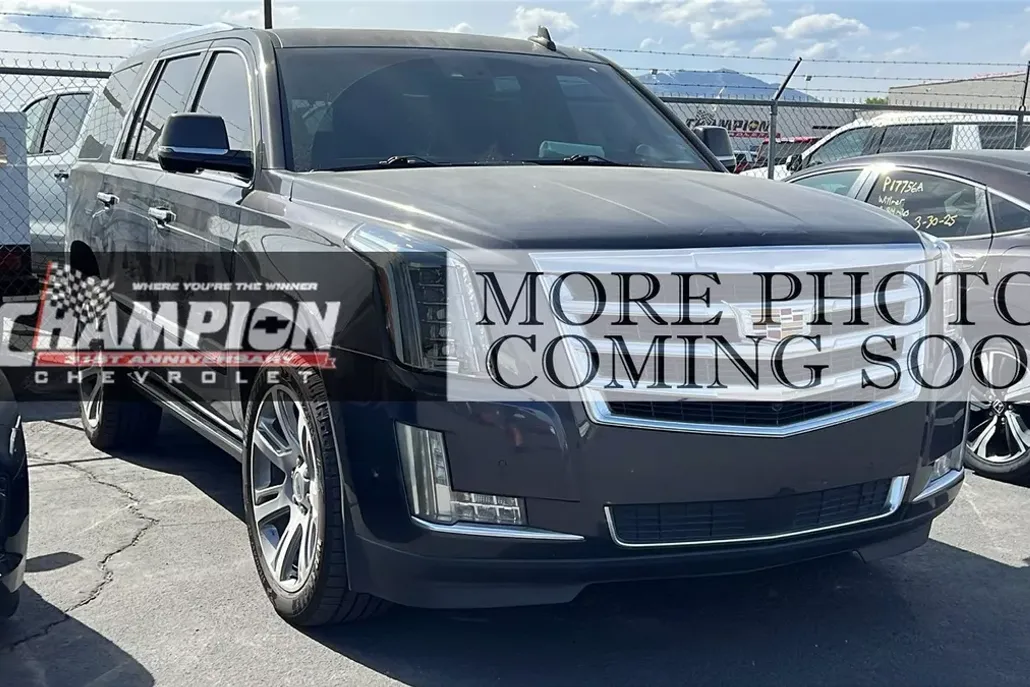 2017 Cadillac Escalade Premium Luxury photo 1