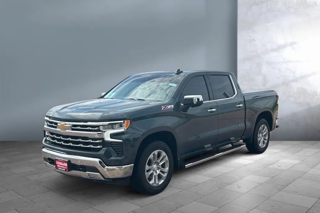 2025 Chevrolet Silverado 1500 LTZ photo 1