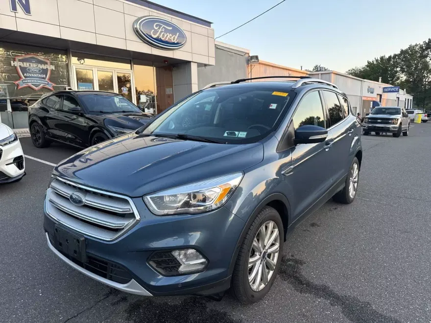 2018 Ford Escape Titanium photo 1