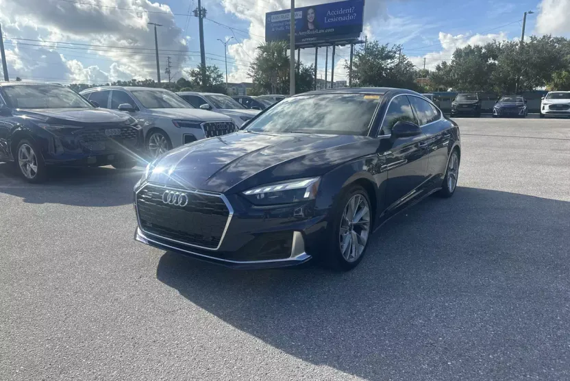 2022 Audi A5 Premium Plus 40 TFSI Quattro photo 1