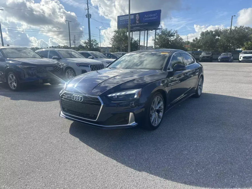 2022 Audi A5 Premium Plus 40 TFSI Quattro photo 1