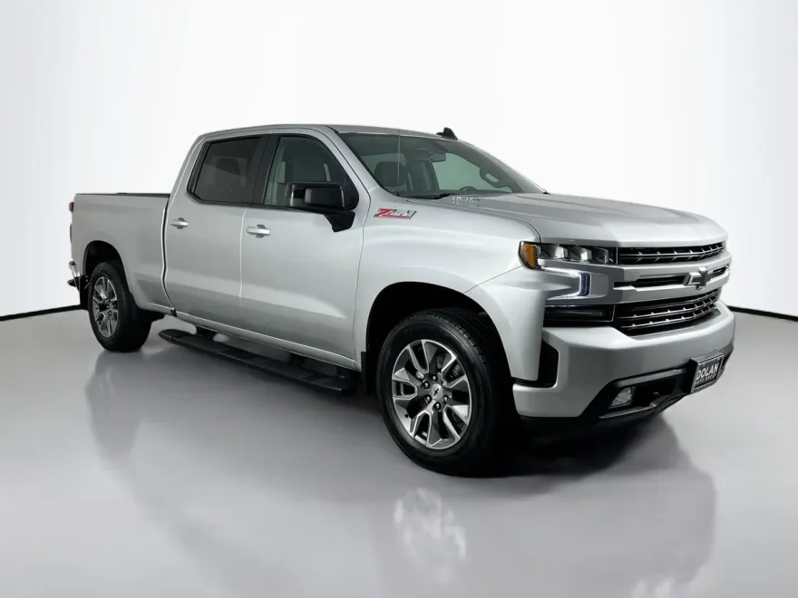 2021 Chevrolet Silverado 1500 RST photo 1