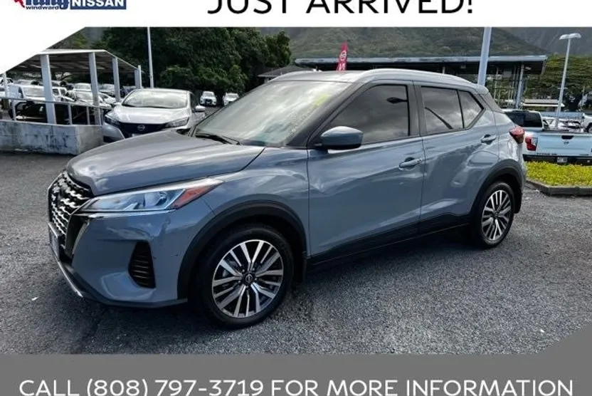 2023 Nissan Kicks SV photo 1