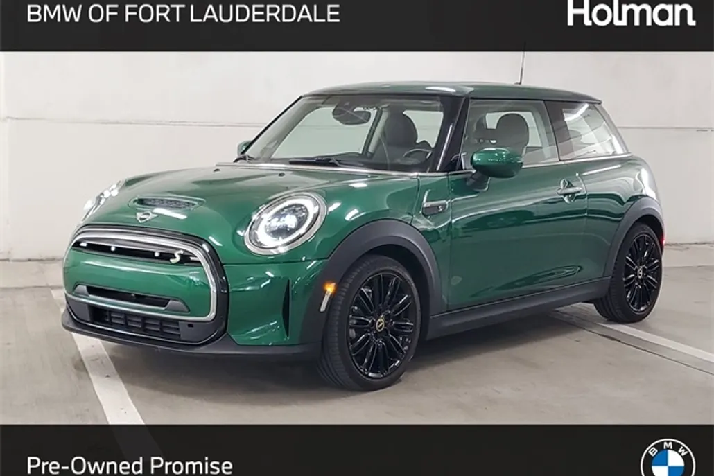 2024 Mini Cooper 2 Door Hardtop Signature photo 1