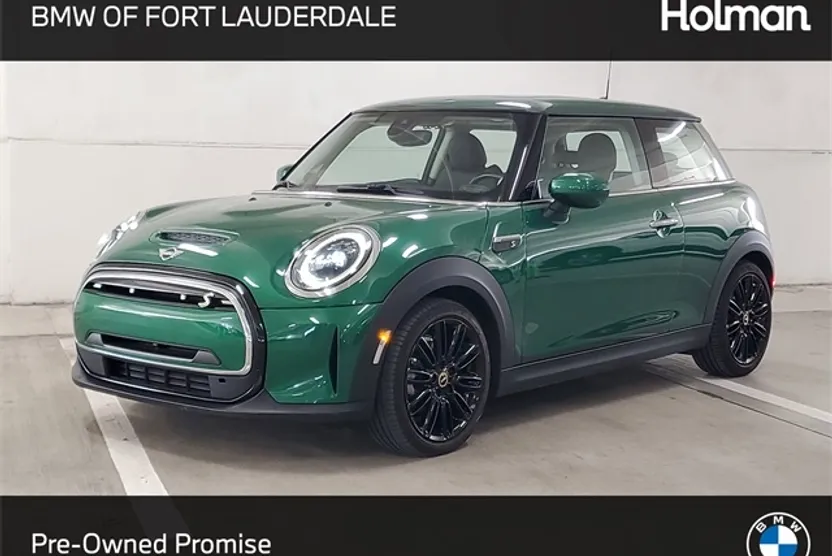 2024 Mini Cooper 2 Door Hardtop Signature photo 1