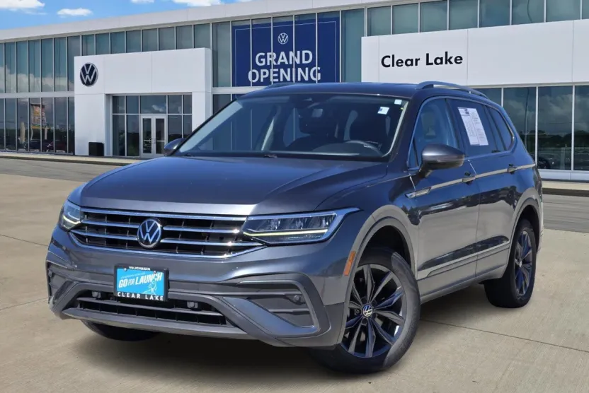 2022 Volkswagen Tiguan SE photo 1