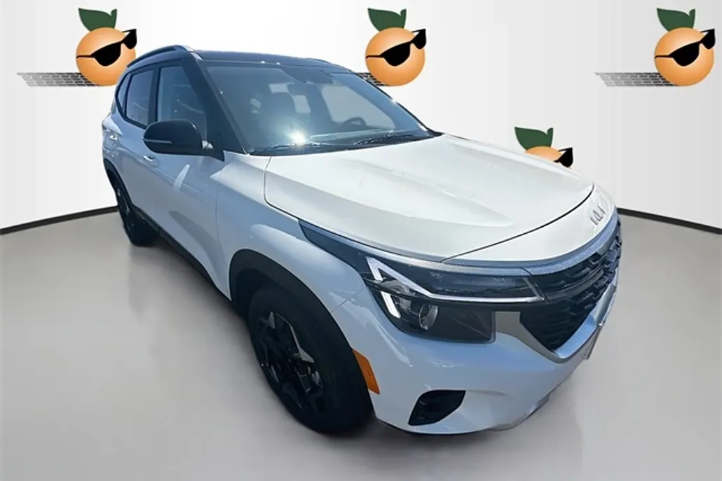 2026 Kia Seltos S photo 1