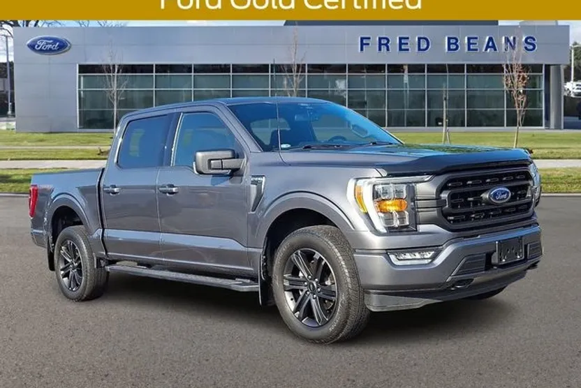 2022 Ford F-150 XLT photo 1