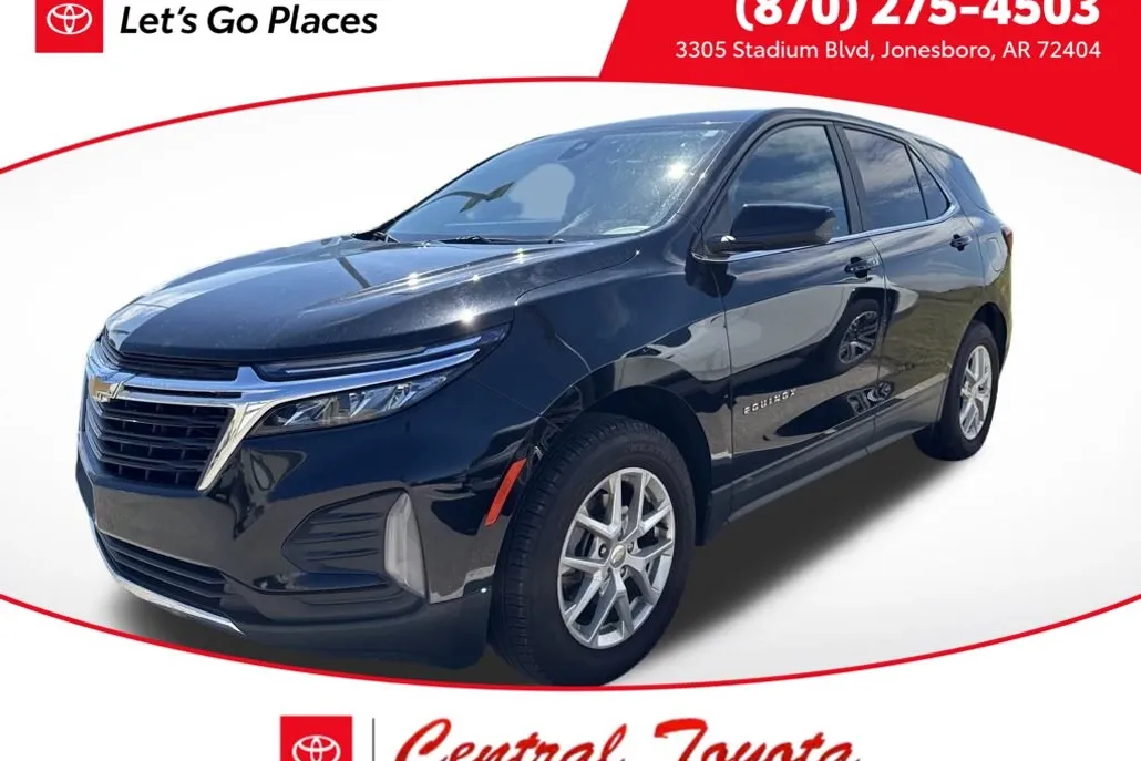 2023 Chevrolet Equinox LT photo 1
