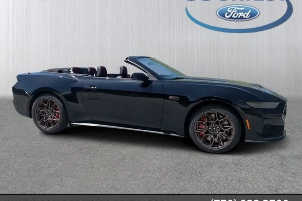 2025 Ford Mustang GT Premium Convertible photo 1