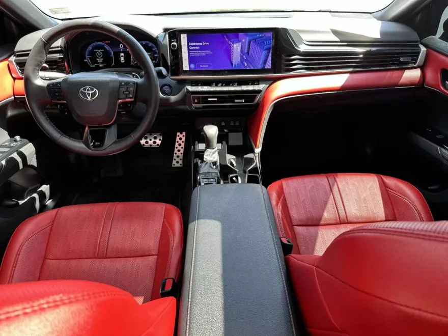 2025 Toyota Camry XSE photo 1